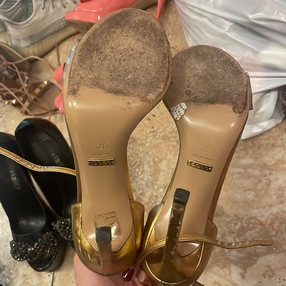 Gucci gold strap sandal - Picture 7 of 7